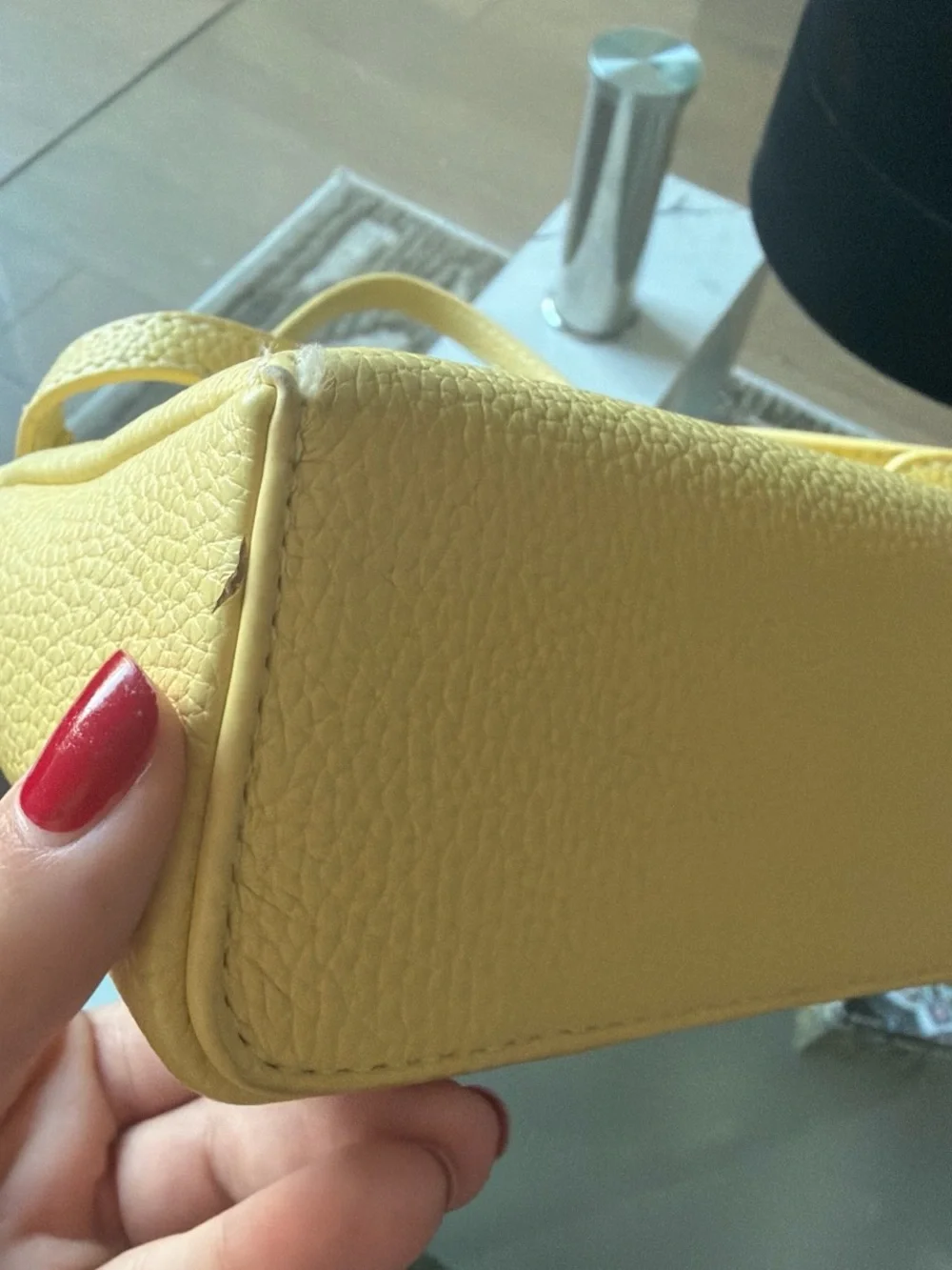 Extra Pocket 19 Leather Top Handle Box Bag In Light Yellow